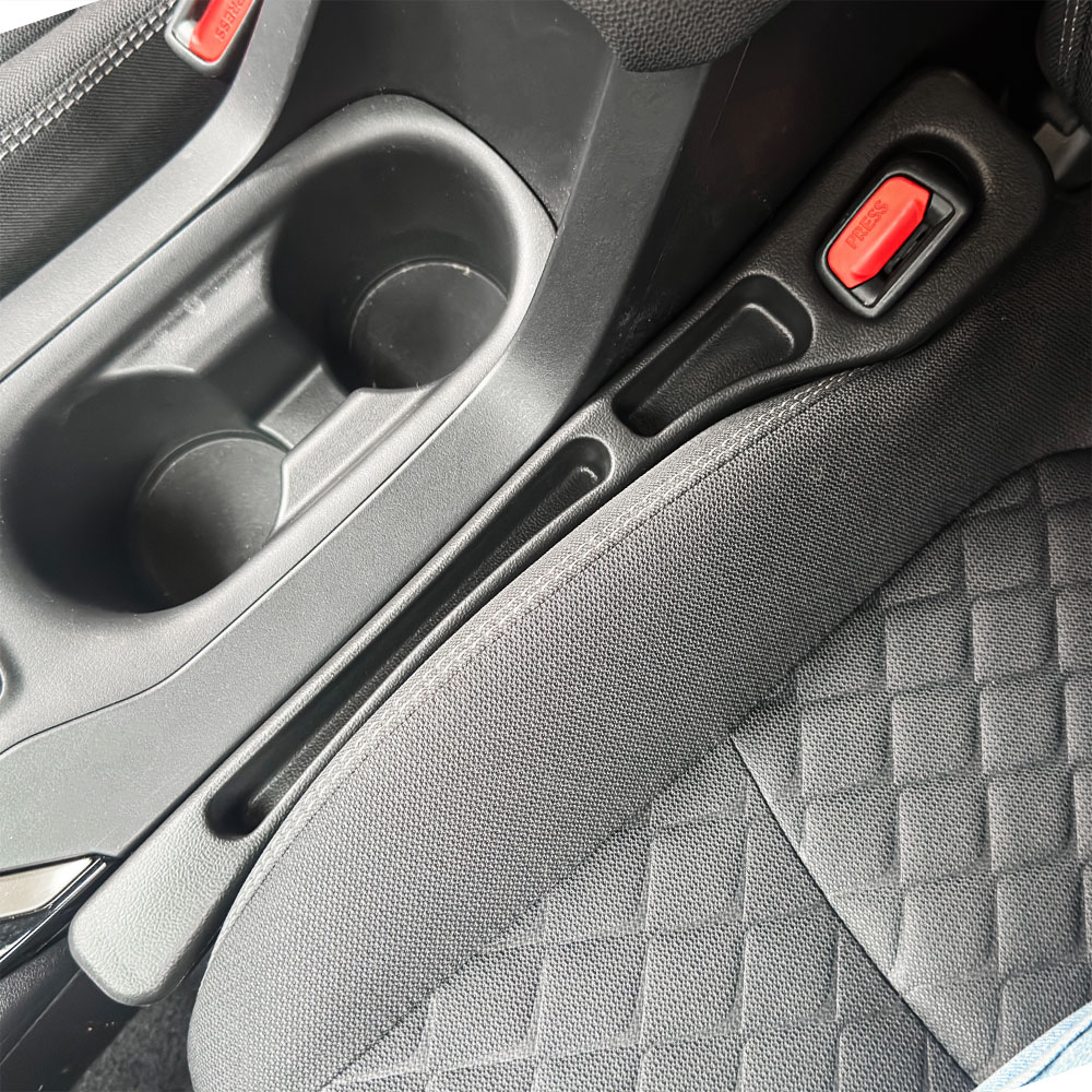 2個入り 車用シート隙間埋め具、デュアルスロットデザイン、車 - Interior Design Co のレビューと価格
