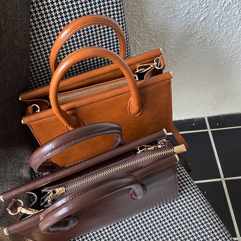 ヴィンテージ風オイルワックス加工のレディースハンドバッグ。韓 - Interior Design Vintage Style のレビューと価格