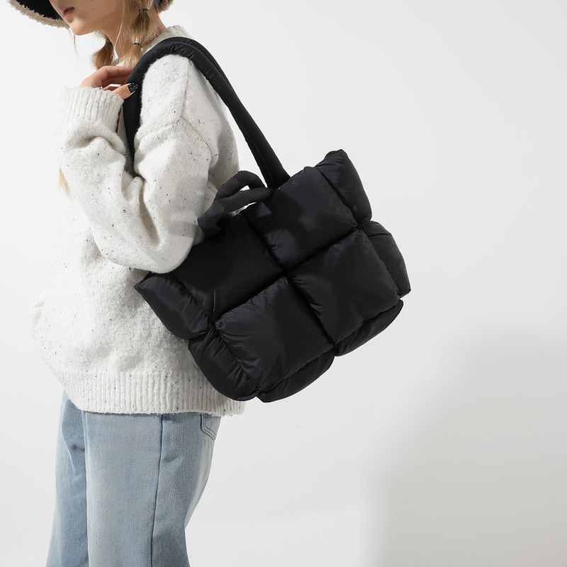 ファッションソフトフグトートバッグデザイナーキルティング女性 - Interior Design Warm のレビューと価格