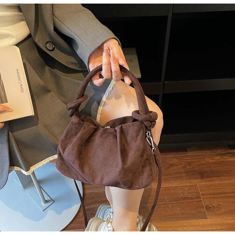 シャーリングクラウドバッグ女性ノットハンドルスエードスモール - Interior Design Vintage Style のレビューと価格